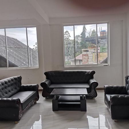 Hotel Traveler'S Choice Nuwara Eliya Esterno foto